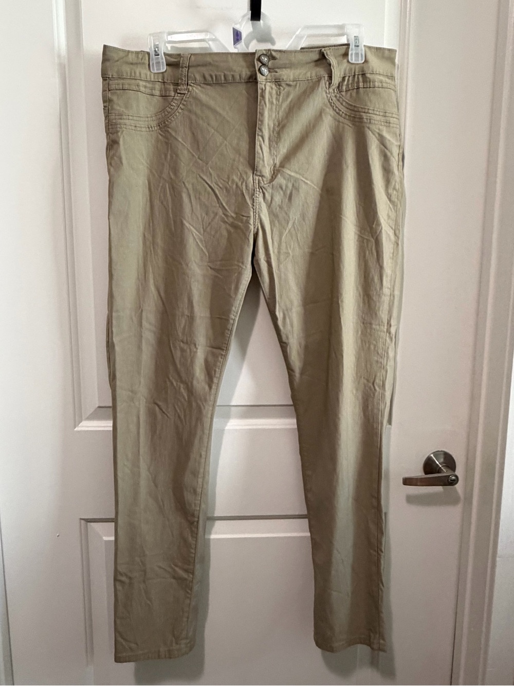 COVERGIRL Woman's skinny jeans